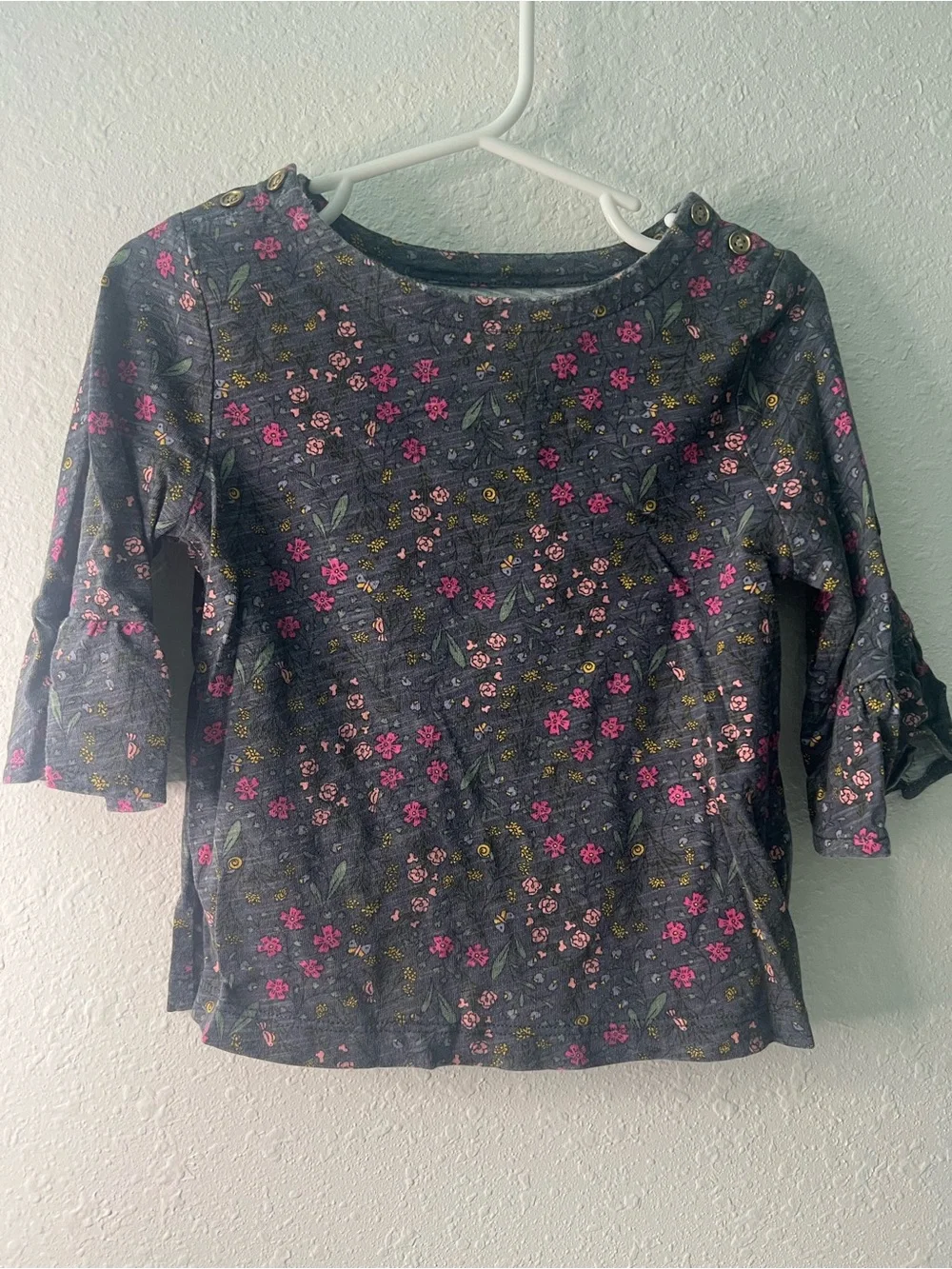 Girls 3T Oshkosh Floral Charcoal Boatneck Top with Ruffled Three-Quarter sleeves